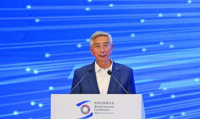 芯片|造还不如买？中国院士多次发出“警告”，国产厂商终于觉醒了