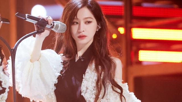 王心凌|浪姐3：王心凌荣升队长，在郑秀妍手里抢人，意料之外情理之中