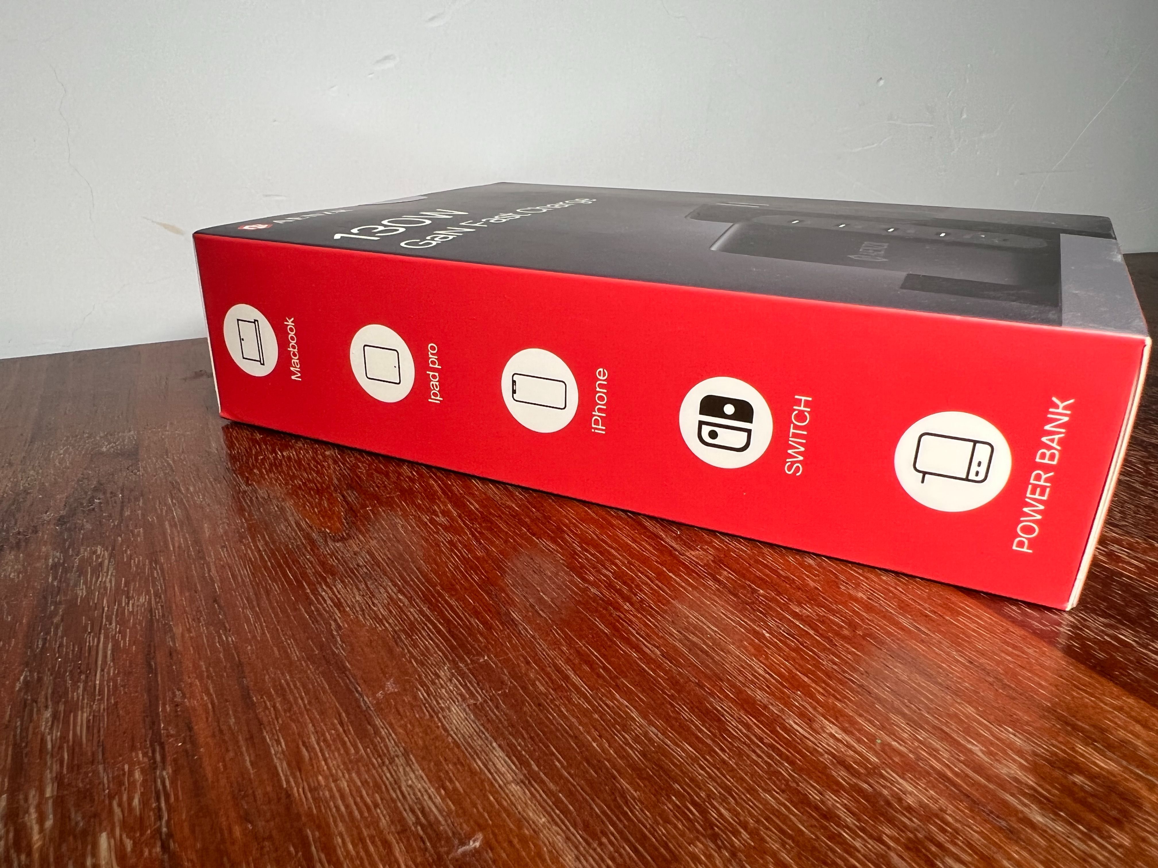 创业|四C口独立快充，桌充、墙充两相宜丨AENZR 130W氮化镓GaN