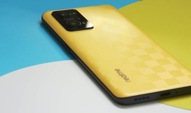 显卡|国产这款手机太狠,再次抬高行业标准,但定价却引起友商众怒