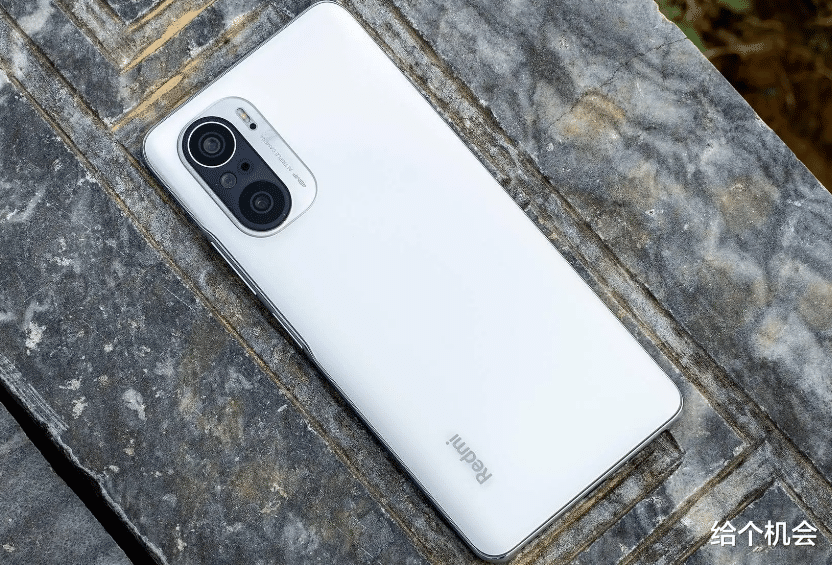 CPU|开学季买手机，这4款旗舰机型放心买，用到毕业没问题！