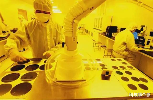 钉钉|3万亿元!美企:“断供”的日子难以想象