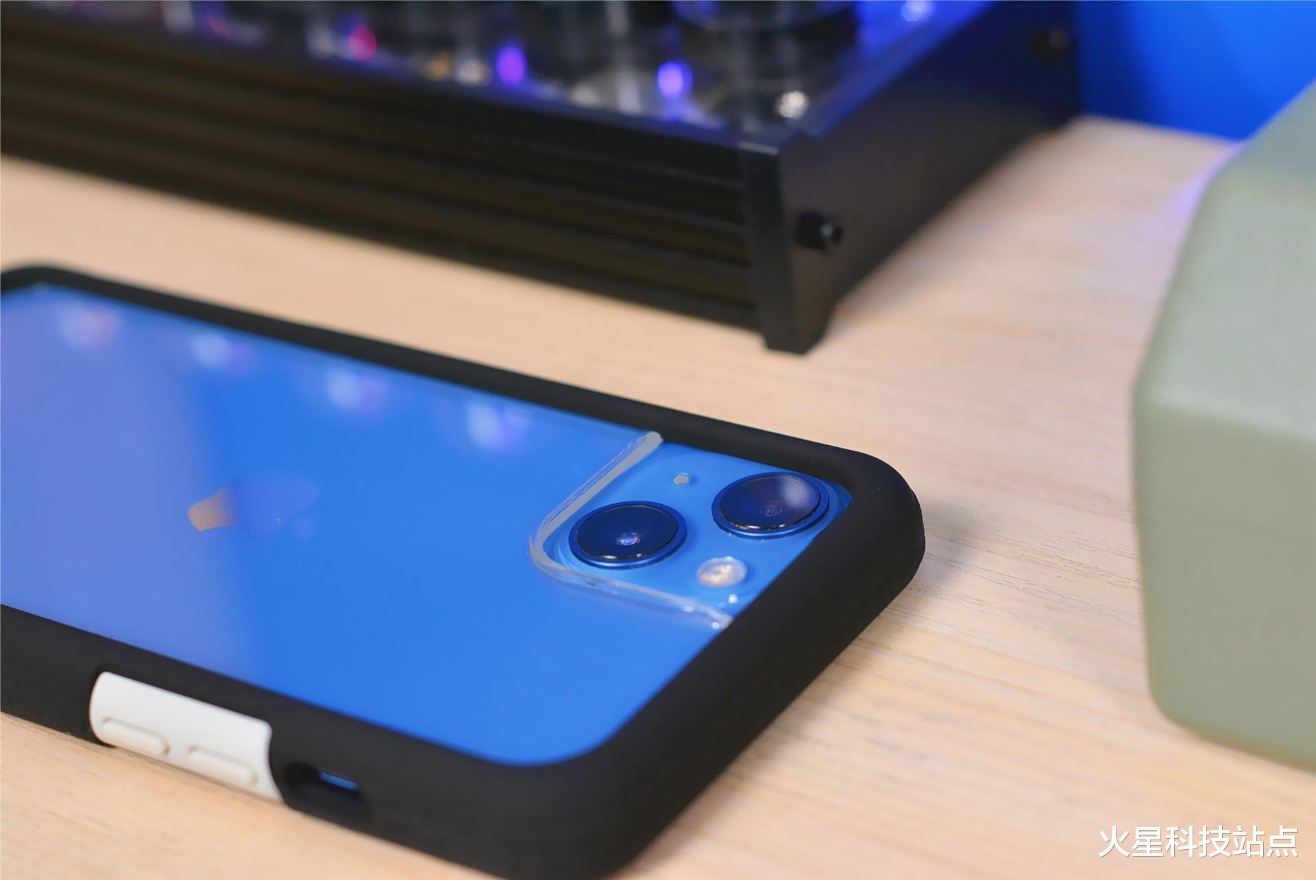 MySQL|太乐芬iPhone13手机壳体验:多色块可拆卸,边框还能单独使用