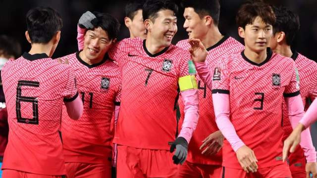 韩国队|4大洲冠军同组！韩媒：韩国上上签，一字不提20年前争议赢葡萄牙