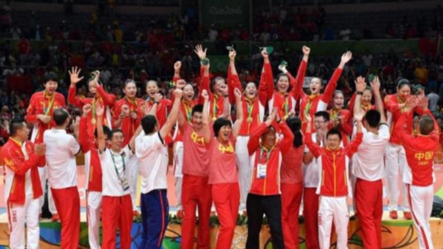 运动员|中国女排迎来集体告别：12位国手名将正式宣布退役，1人年仅21岁