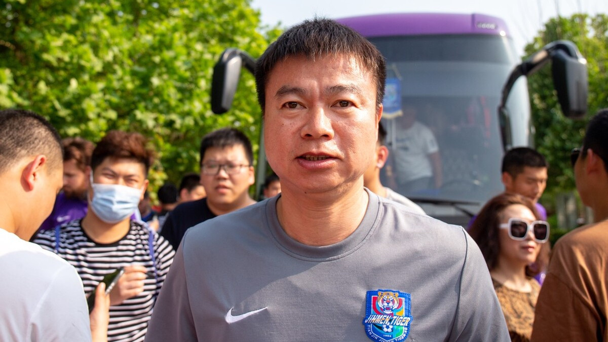 长春亚泰|天津津门虎2-0青岛青春岛，长春亚泰1-1国足，深圳队欠薪总额巨大