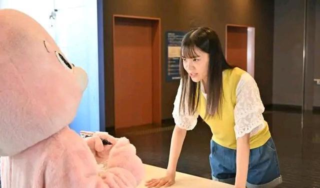 漫画|暴太郎战队咚兄弟第22话追加剧照摘了眼镜完全看不出来的鸡哥