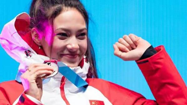 美国队|谷爱凌为何放弃美国国籍，随母亲姓？媒体说出实情
