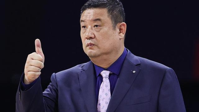 山东男篮|季后赛山东被横扫，暴露问题推倒重建？陶汉林加盟辽篮变成可能