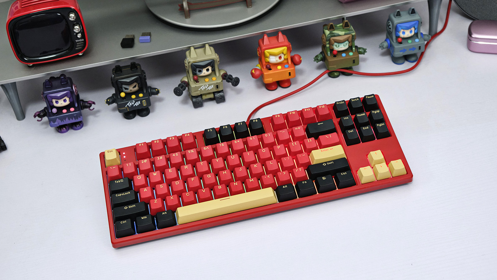 机械键盘|法拉利的进化形态，HELLO GANSS HS87T三模机械键盘分享