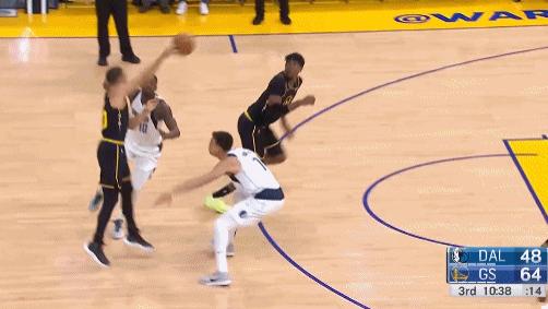 勇士队|26-1大逆转！被喷上热搜！这表现，简直灾难呀！