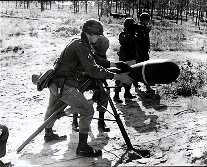 黑道圣徒|“田中脊髓剑”火了,但是还有比这玩意更离谱的武器