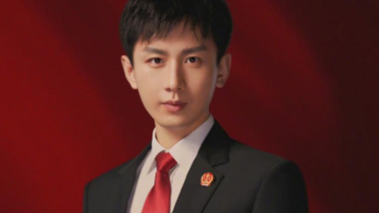 迪丽热巴|《公诉精英》定妆照：本以为热巴是颜值担当，却意外被女二惊艳