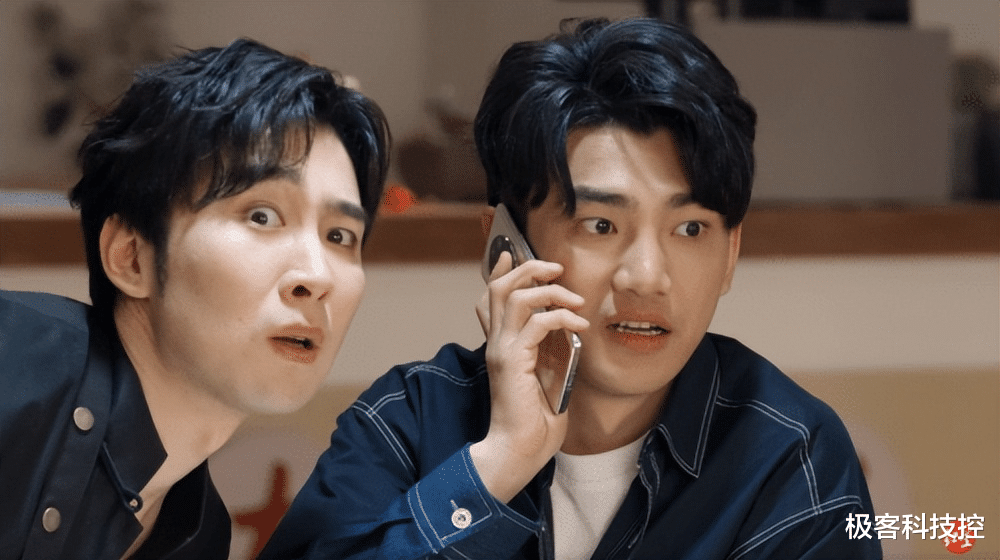 荣耀magic|坐个电梯也能泄露隐私？是时候换一个通话不漏音的手机了