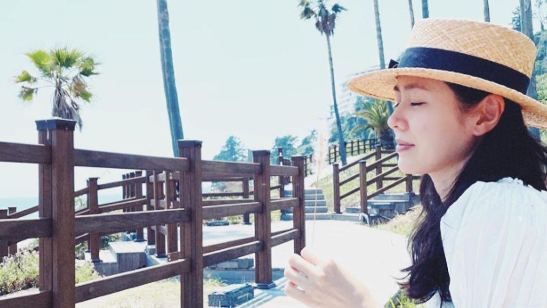 马苏|孙艺珍宣布怀孕后近照曝光，小腹凸起孕味明显，幸福感溢出屏幕