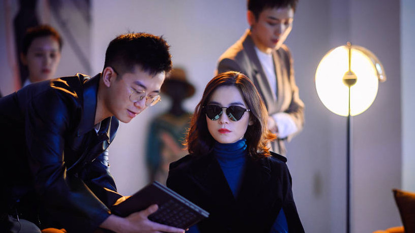 大连|《盛装》职场开撕，这个女主编不简单