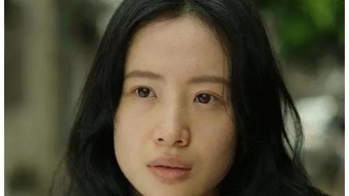 妇女节|知名女星不满三八妇女节收到祝福称自己还是少女引争议