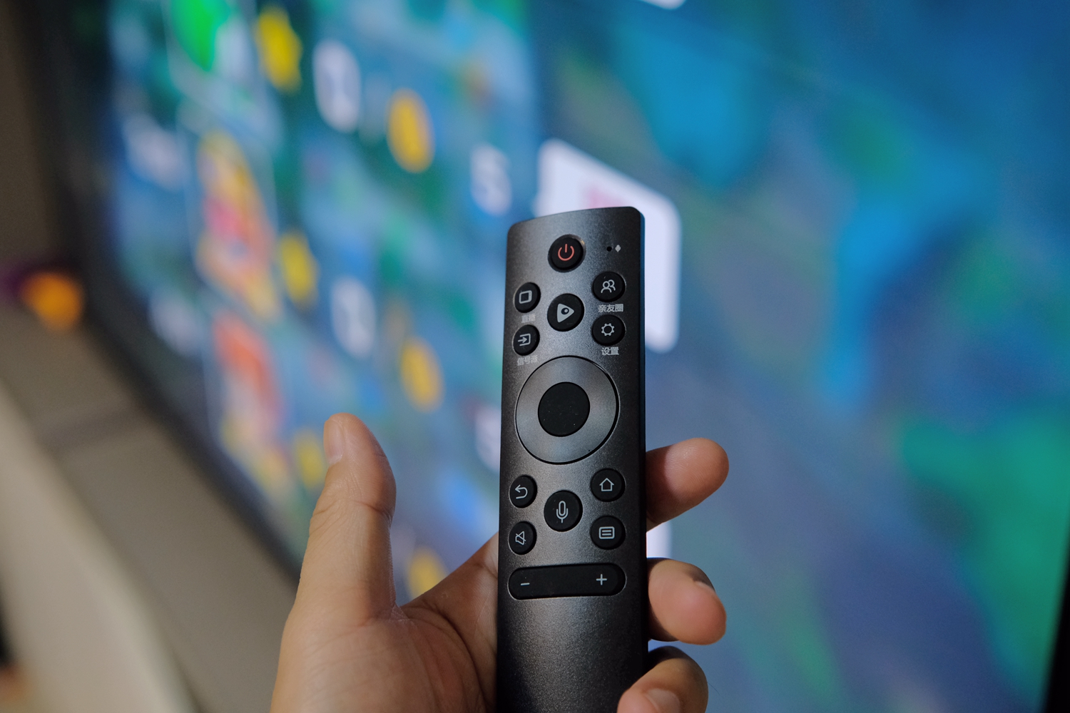 黑鲨5|刷剧、游戏、健身都超好用:海信75E7H高刷ULED多分区液晶电视