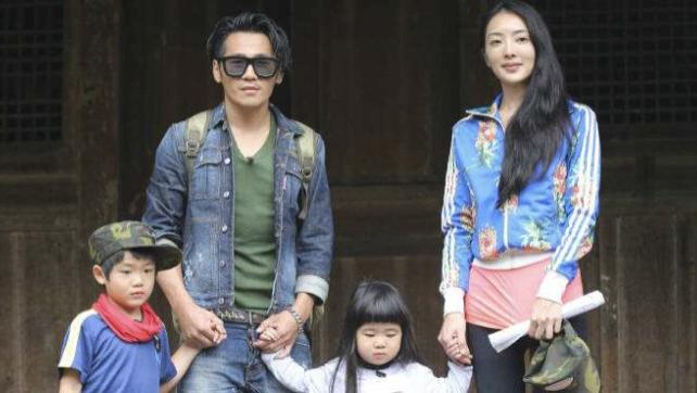 王祖蓝|有才有钱才是王道！4位矮个男星娶长腿美人，相差15厘米仍幸福