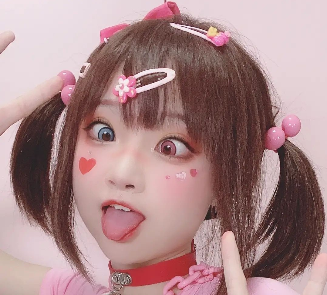 |COS界的天花板人物，小柔SeeU和Sine小慧君，为何会惨遭全网黑？