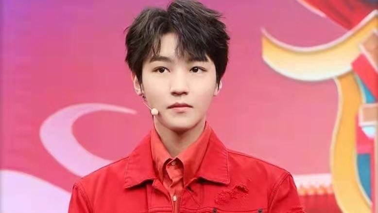 春晚|春晚演员接受访问，贾玲人气最高，王俊凯李宇春毛晓彤纷纷求合作