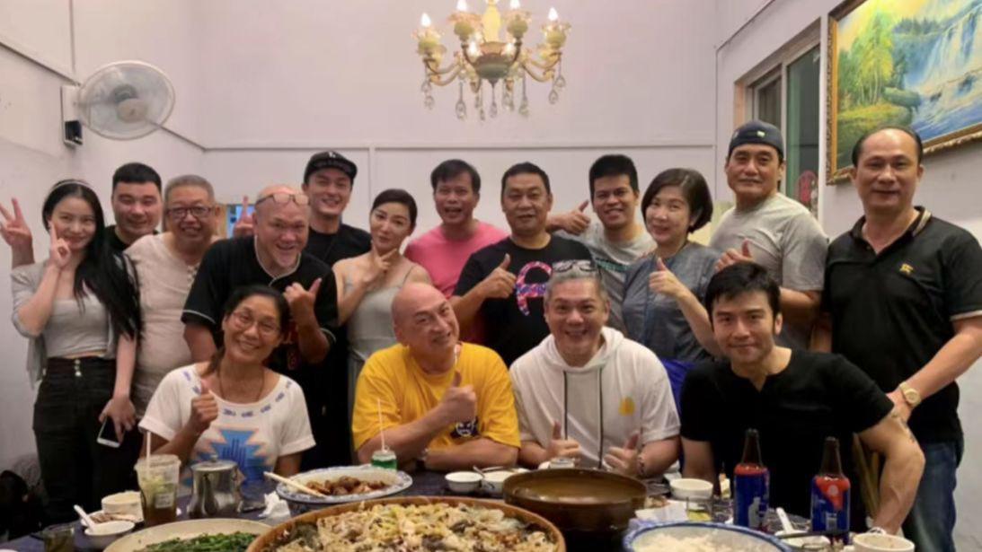 TVB|20位TVB老戏骨广州聚餐，汤镇业稳坐C位精神矍铄