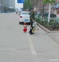 投影仪|女老师课后忘关投影仪，搜索记录被公开