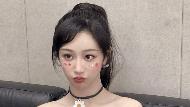 杨紫 杨紫真是女大十八变！晒日常美出新高度，身材脸蛋都越来越优越了