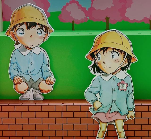 名侦探柯南|名侦探柯南：照进三次元的樱花班新一小兰，手牵手回家，甜到流泪