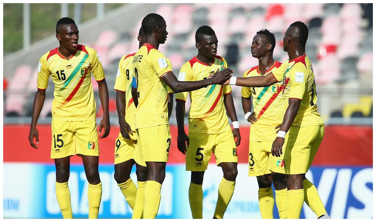 卡塔尔世界杯：英格兰队誓冲小组第一 卡塔尔VS塞内加尔