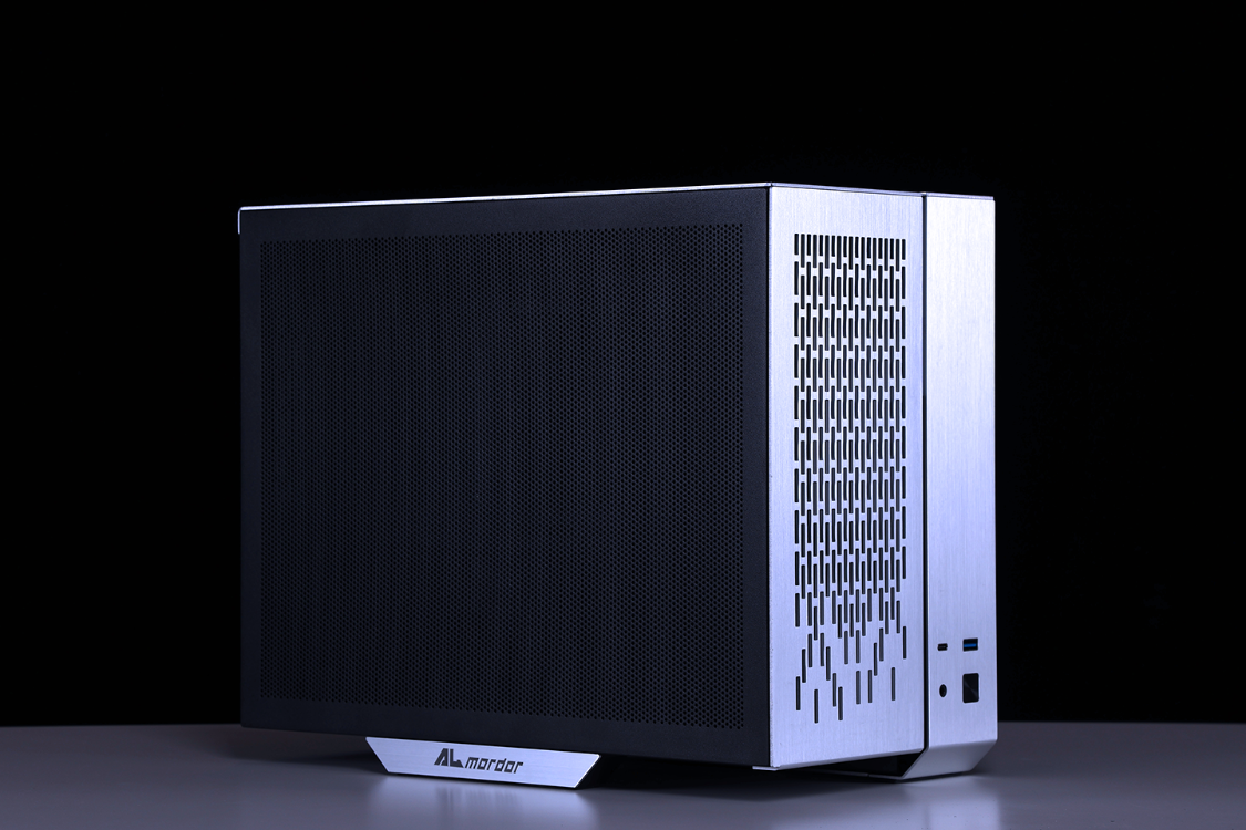 显卡|再装全铝小钢炮主机,将3070Ti大显卡和M-ATX主板通通塞进小机箱