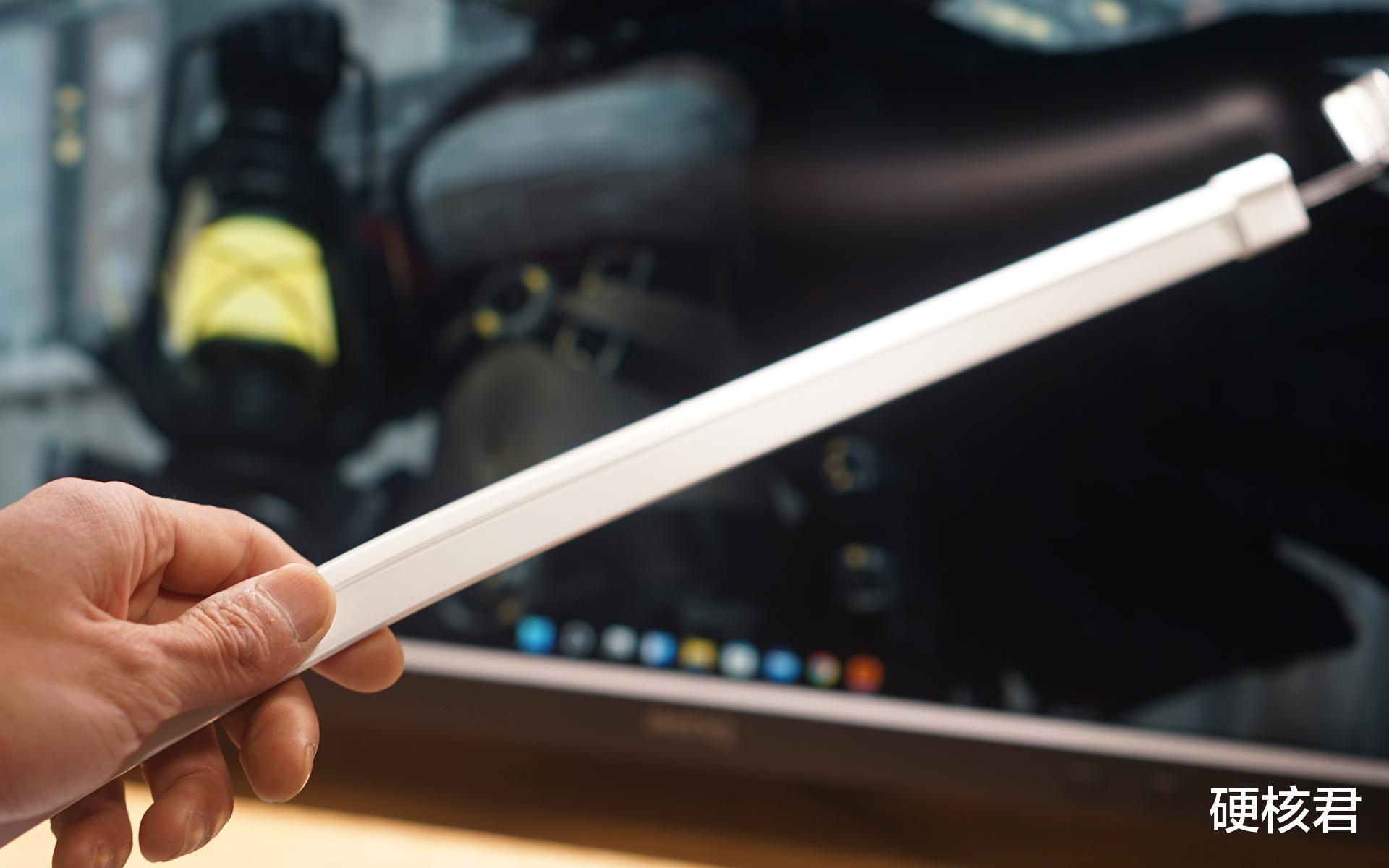 雷蛇|桌搭必备，RGB氛围感拉满！雷蛇Chroma幻彩灯带体验！