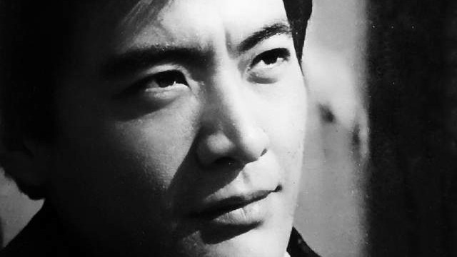 唐国强|23位老戏骨，年轻时有多帅？个个“一眼万年”，甩“小鲜肉”好几条街