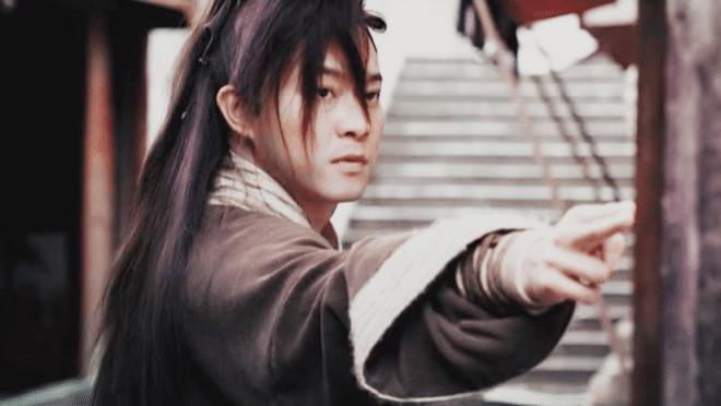 白展堂|《武林外传》中白展堂的武功到底有多高，实际他一直在扮猪吃虎