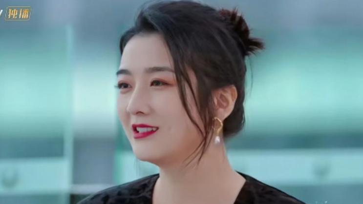 吴雅婷|吴雅婷感动落泪，莫非形单影只，《春日迟迟再出发》能成几对？