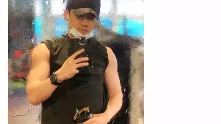 钱枫|47岁苏有朋近照上热搜：运动与不运动，差距有多大？