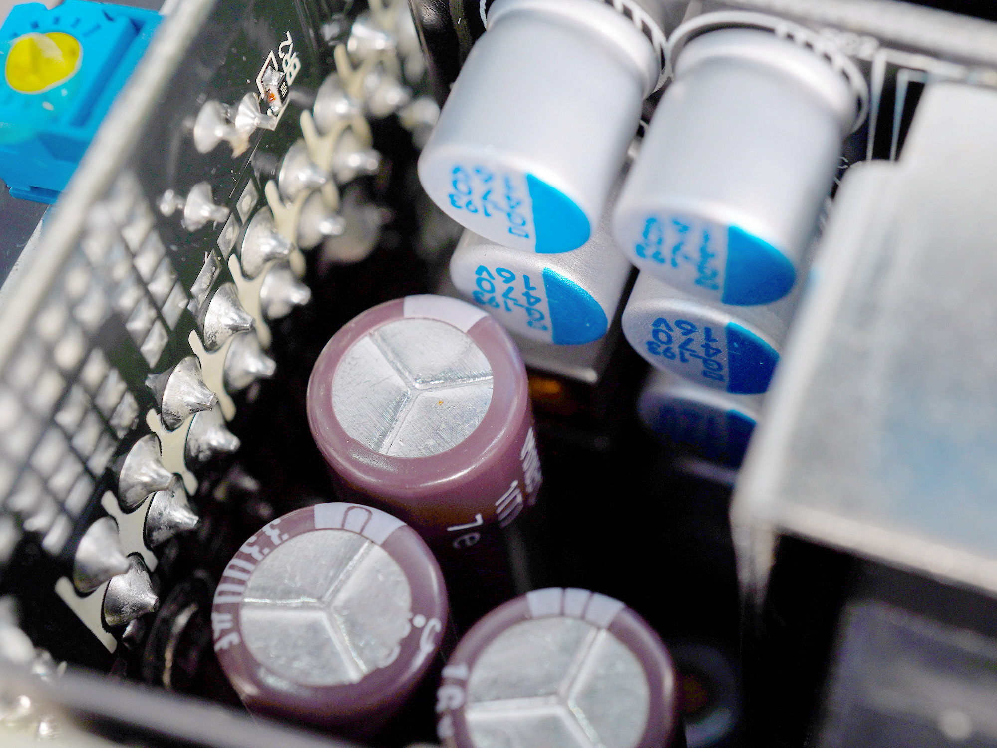 USB|Hydro PTM X PRO拆解，看看13cm长ATX千瓦电源的内部都有啥