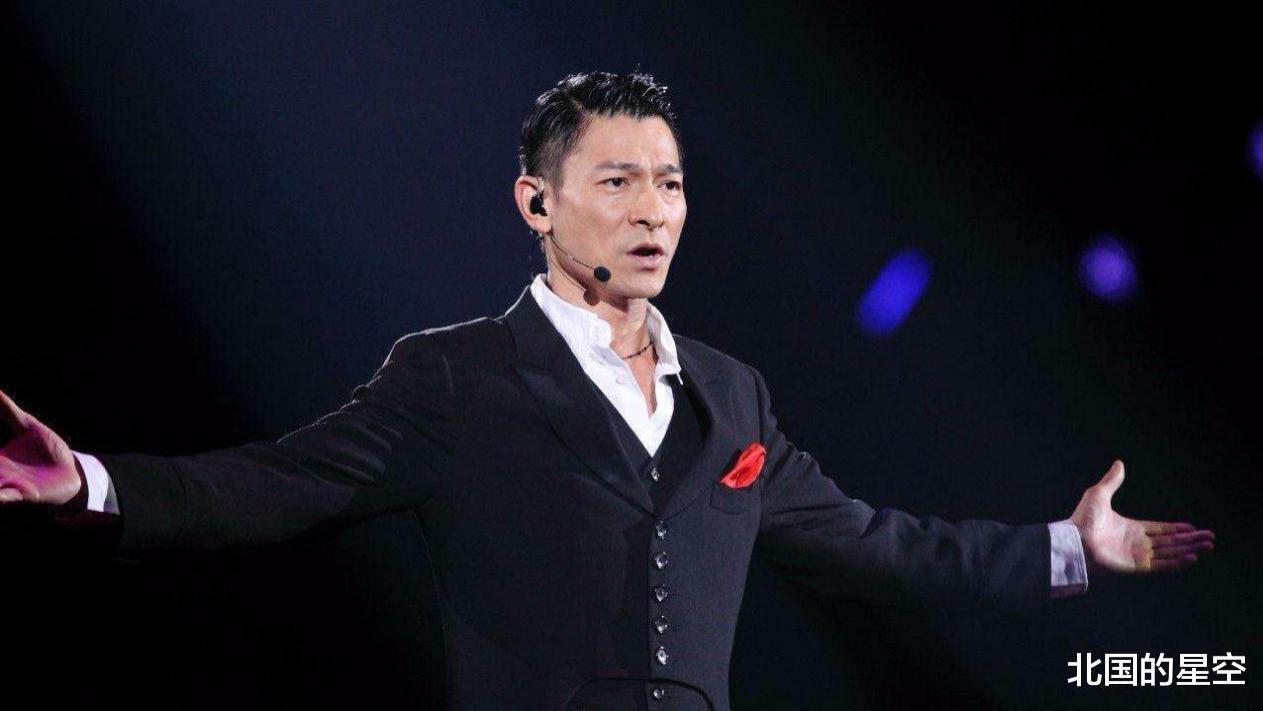 刘德华|历史回顾：为追星逼父跳海自杀，要嫁给刘德华的女人如今怎样了