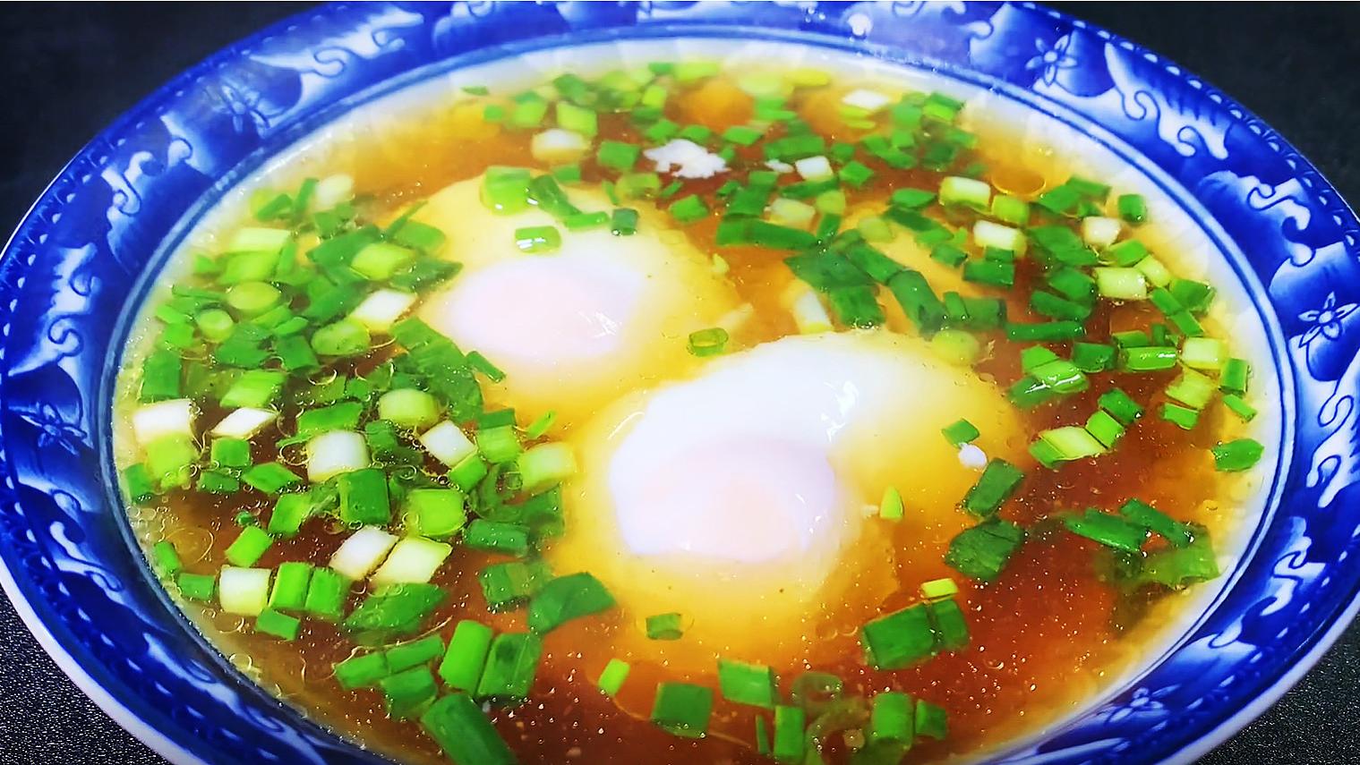 鸡蛋|女性进入更年期以后，建议常吃这8种食物，价格不高，人人吃得起