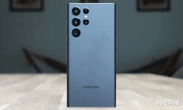 三星|开卖两个月下跌900元,12GB+256GB+100倍变焦,无奈依然少人问津