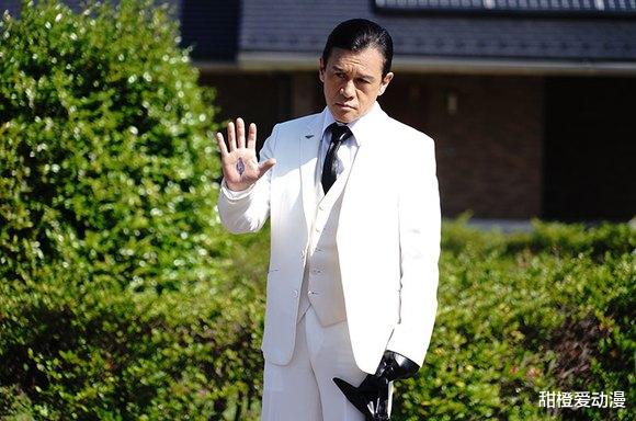 acgn漫评|赤石的设定一直都在反复横跳，一会是小丑，一会是为了大义而献身