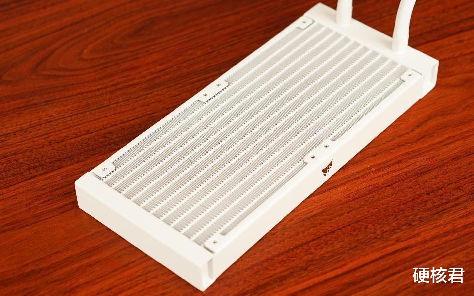 主板|12700KF+B660M+3070ti+乔思伯D30，小尺寸电脑装机体验！