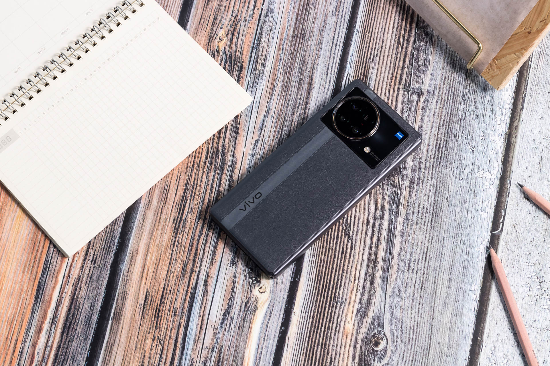 尼康|商务体验佳,影像表现好!vivo X Fold值得关注