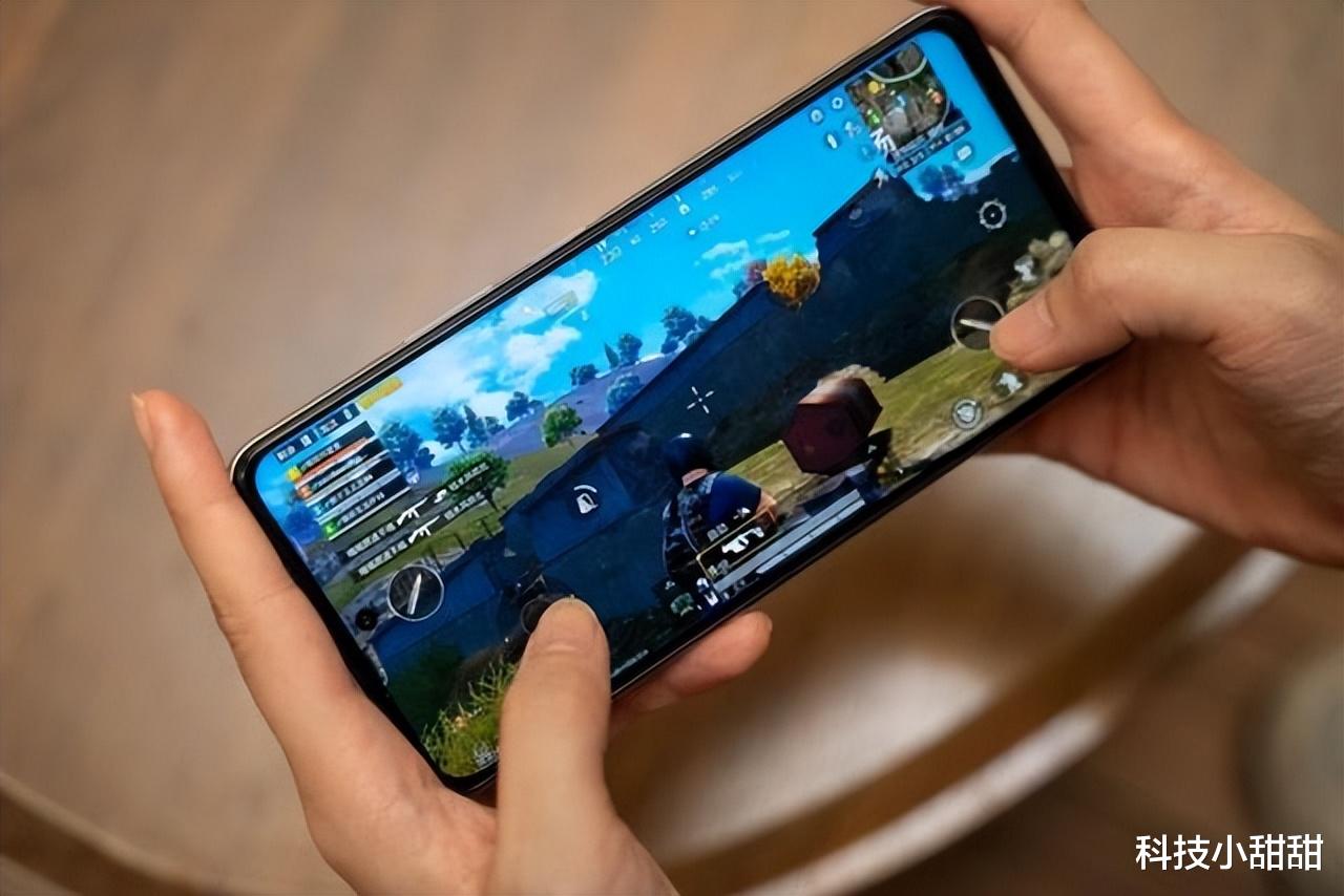 芯片|5000毫安大电池+120Hz高刷+6纳米芯片，打游戏也不卡，仅售1299元