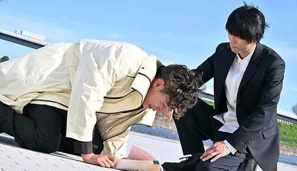 |假面骑士Revice：狩崎成功收花，望月对其黑化原因进行解说