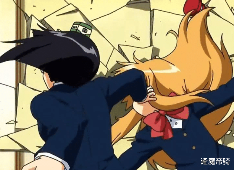 名场面|动漫界“最猛”壁咚名场面,对方毫不心动,且“害怕极了”!