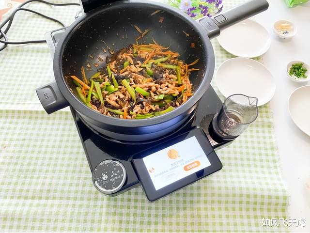 扫地机器人|每天省出1.8小时闲暇时间,提高幸福感的智能电器你拥有了吗?