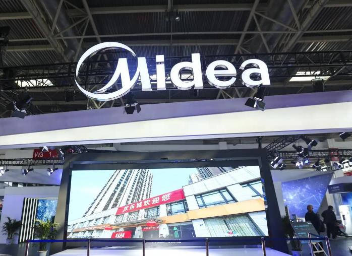 吸尘器|戴森“压力”来了！美的新式吸尘器“碾压”行业暴利，15000吸力太强大