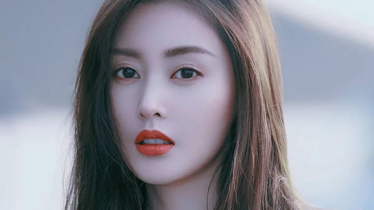 张天爱|张天爱， 到底有多绝？前凸后翘大长腿，“蚂蚁腰”太吸睛