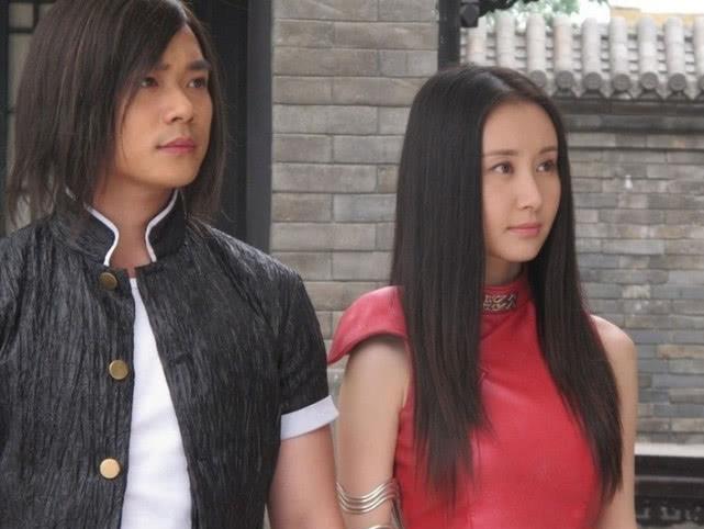 戴尔|还记得“魔幻手机”的傻妞吗?6大功能已实现3个,网友:神预测